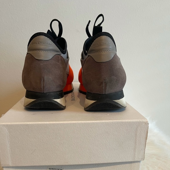 Balenciaga Runner Sneaker Size 9 - Picture 3 of 5